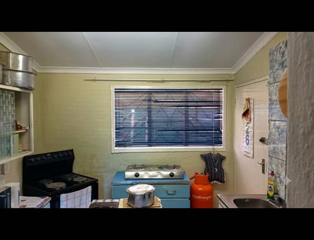 2 BEDROOM HOUSE FOR SALE IN BOMBAY HEIGHTS